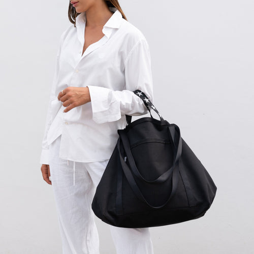 The Passepartout - Black by ANDI