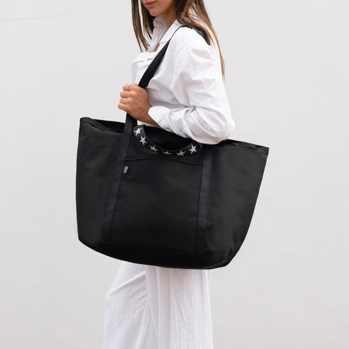 The Passepartout - Black by ANDI