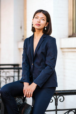 Navy Peak-Lapels Single-Breasted Blazer by Le Réussi®
