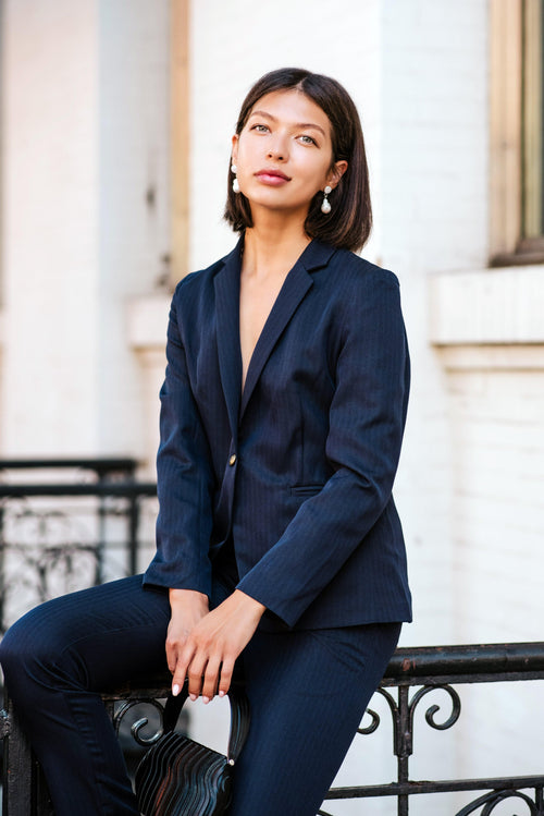 Navy Peak-Lapels Single-Breasted Blazer by Le Réussi®