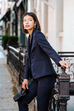 Navy Peak-Lapels Single-Breasted Blazer by Le Réussi®