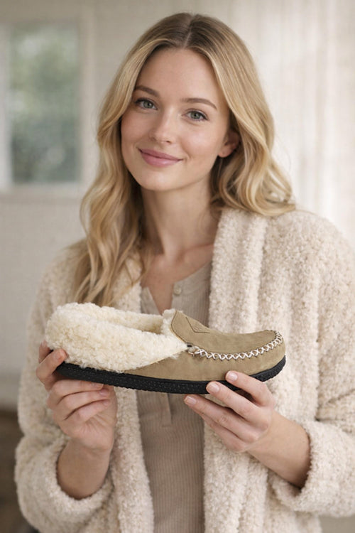 In Stock Women’s Cuddle ESQ Slipper: Pepper Grey