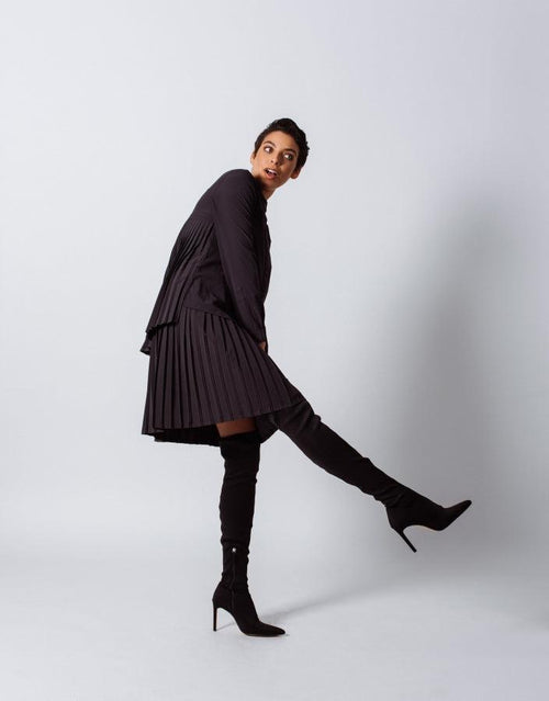 Luxe Black Pleated Skirt by Le Réussi®