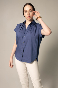 Women's Gather Collar Shirt in Navy by Le Réussi®