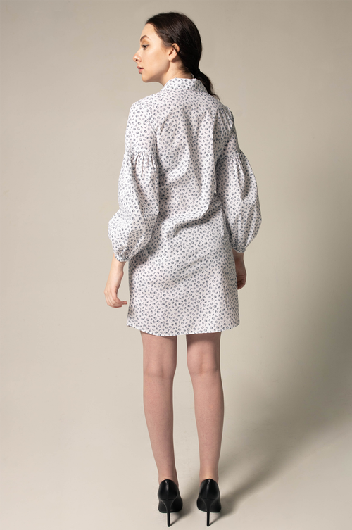 Shirt Dress with Oversized Sleeves in White Floral by Le Réussi®