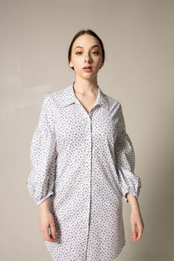Shirt Dress with Oversized Sleeves in White Floral by Le Réussi®