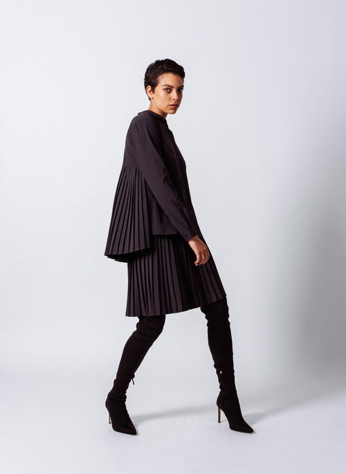 Stylish Pleated Blouse in Black – Women’s Elegant Top
